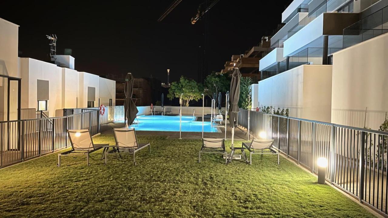Estepona Place - Spacious Family City Apartment Екстериор снимка