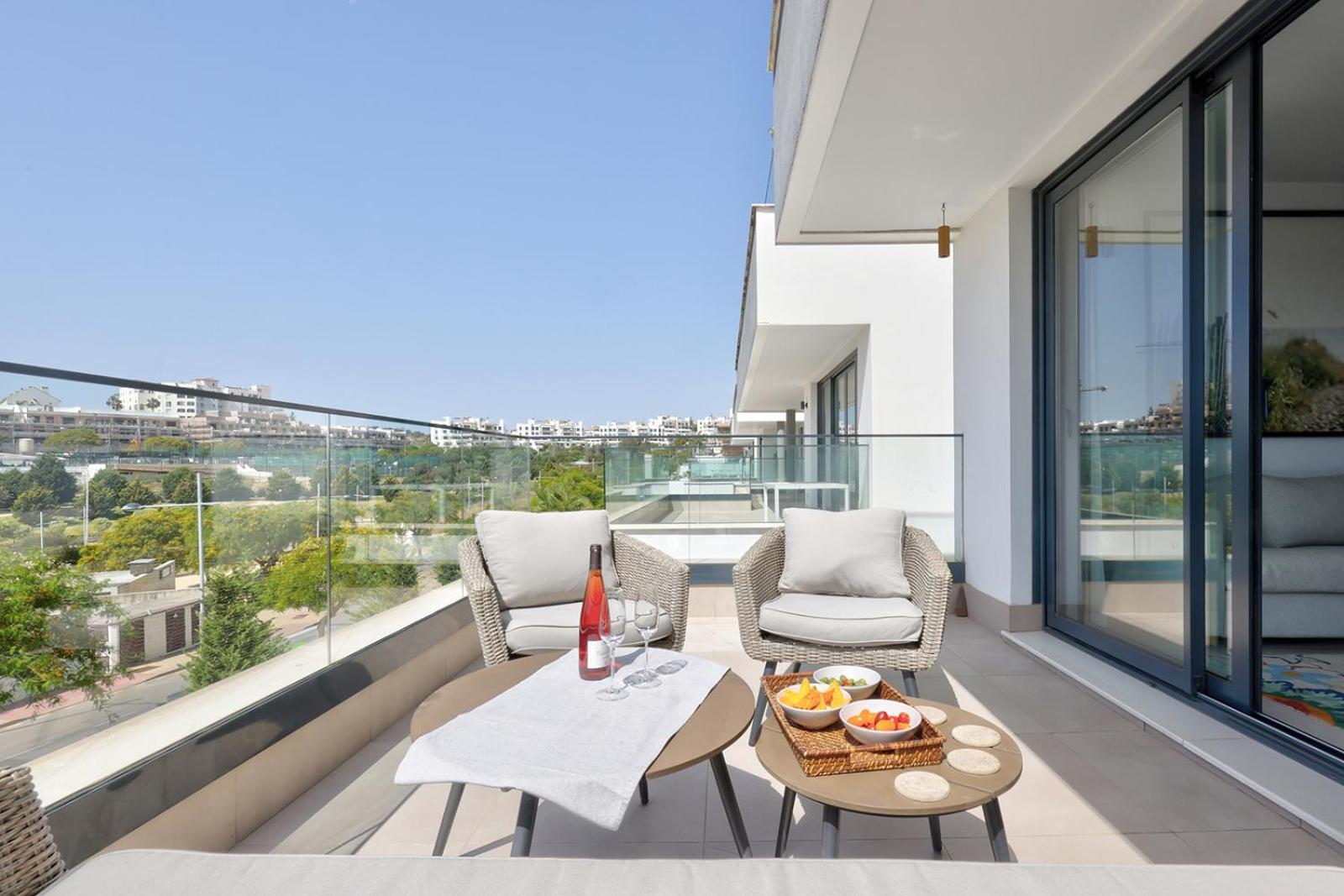 Estepona Place - Spacious Family City Apartment Екстериор снимка