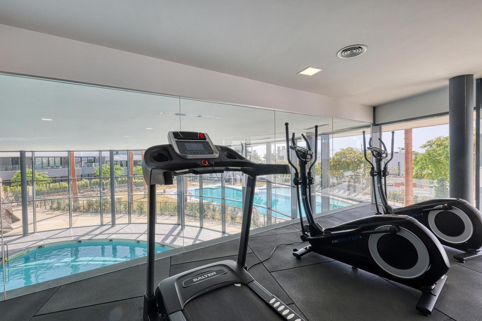 Estepona Place - Spacious Family City Apartment Екстериор снимка